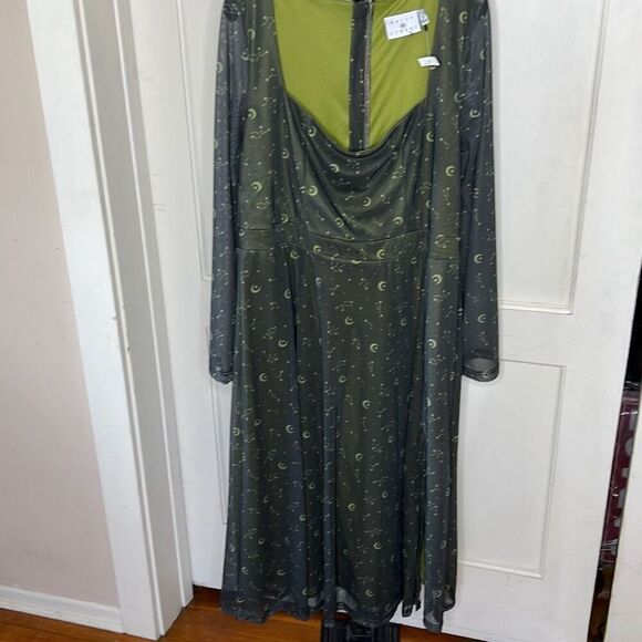 Hot Topic Cosmic Aura Gold Constellation Long-Sleeve Dress Size Large Nwot - Picture 2 of 6